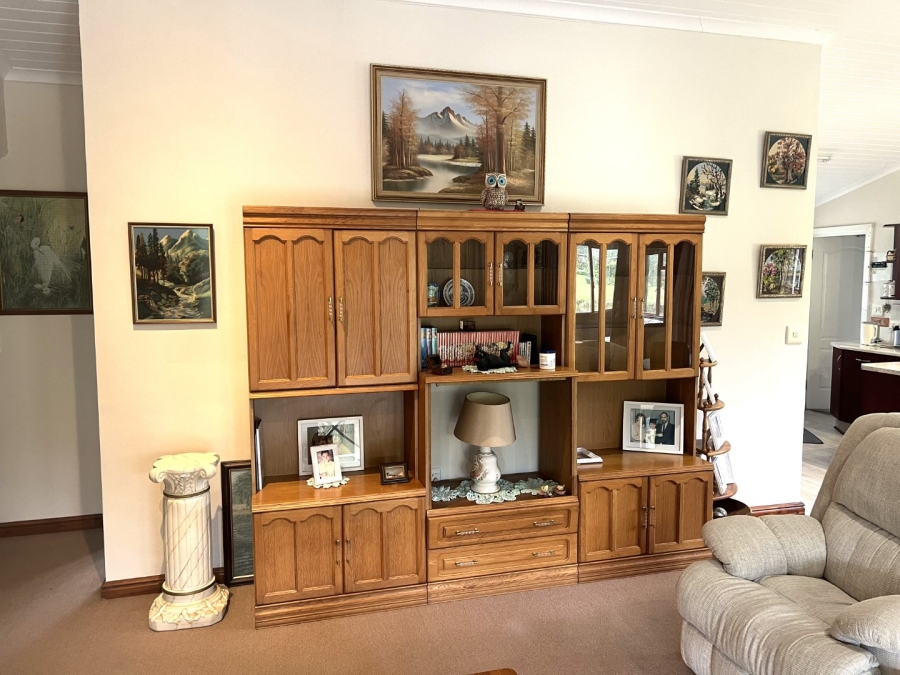 2 Bedroom Property for Sale in Harkerville A H Western Cape
